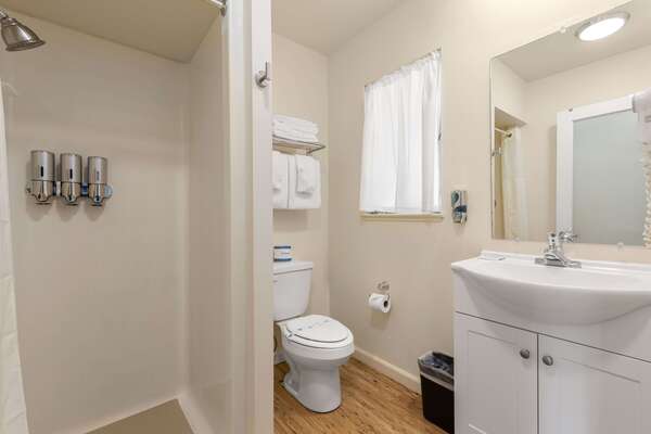 Standard King - Cloud Photo 2